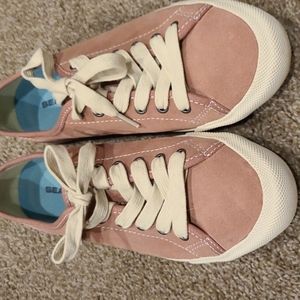 Suede SeaVees